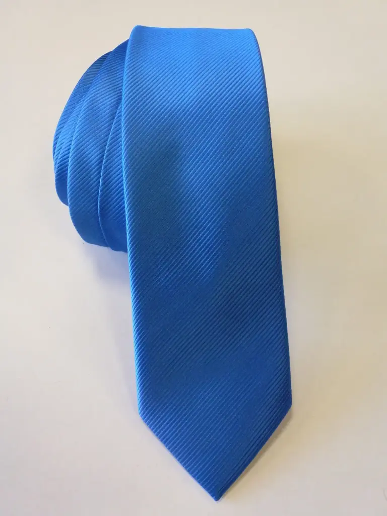Corbata microfibra 6 cm. Falso liso.
