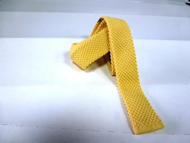 Corbata de punto