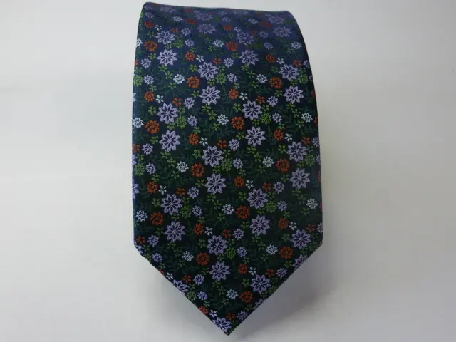 Corbata 8 cm. microfibra