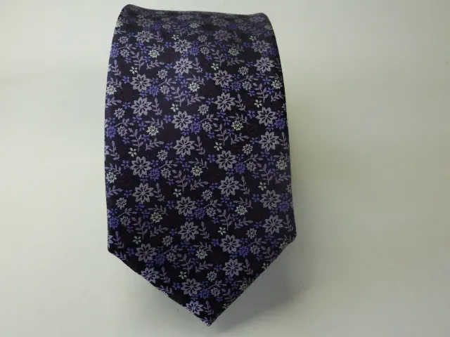 Corbata 8 cm. microfibra