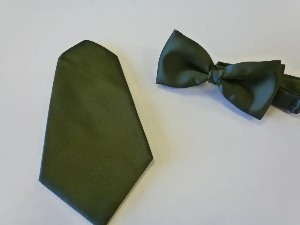 Fajín, pajarita y pañuelo caballero