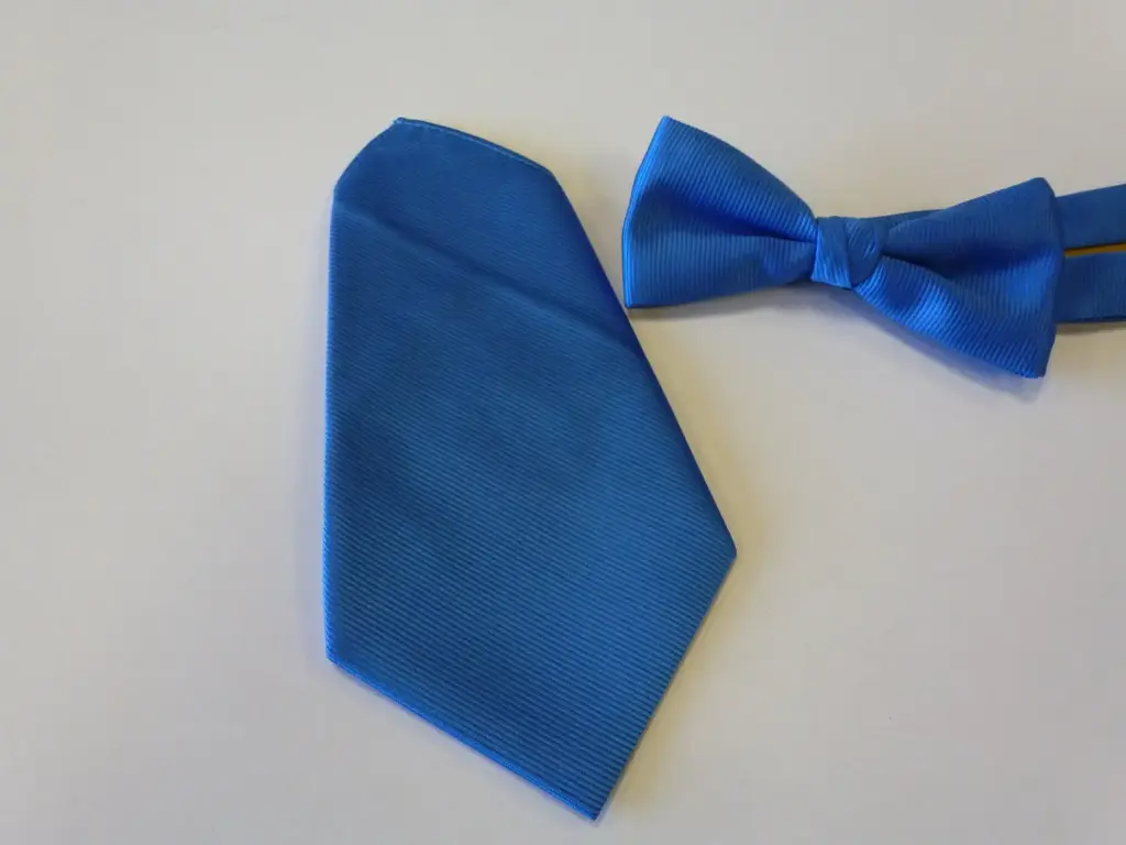 Fajín, pajarita y pañuelo caballero azulòn