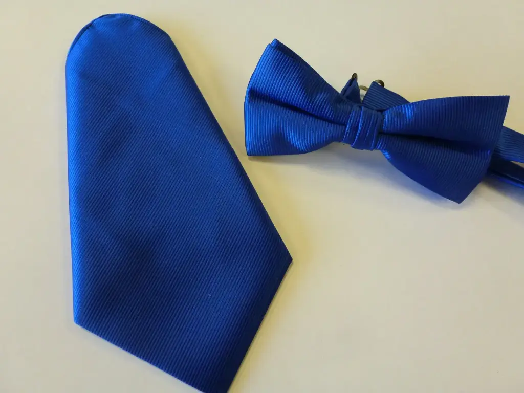 Fajín, pajarita y pañuelo caballero azul tinta