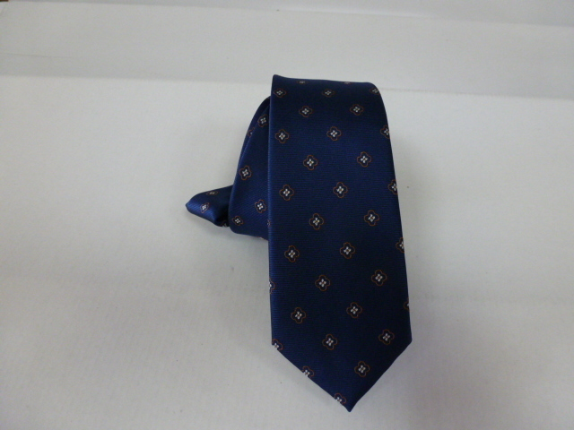 Corbata microfibra pala estrecha 6 cm.