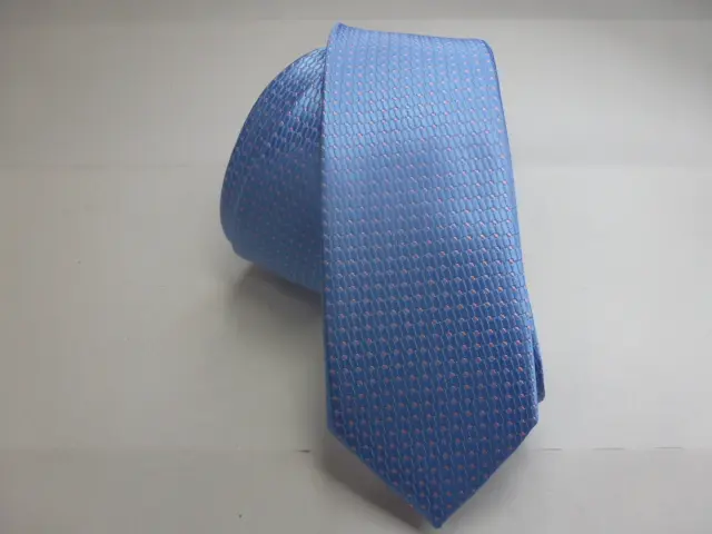 Corbata microfibra pala estrecha 6 cm.