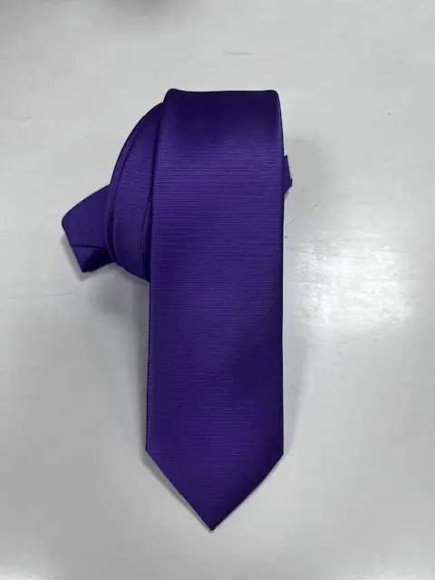 Corbata microfibra pala estrecha 6 cm.