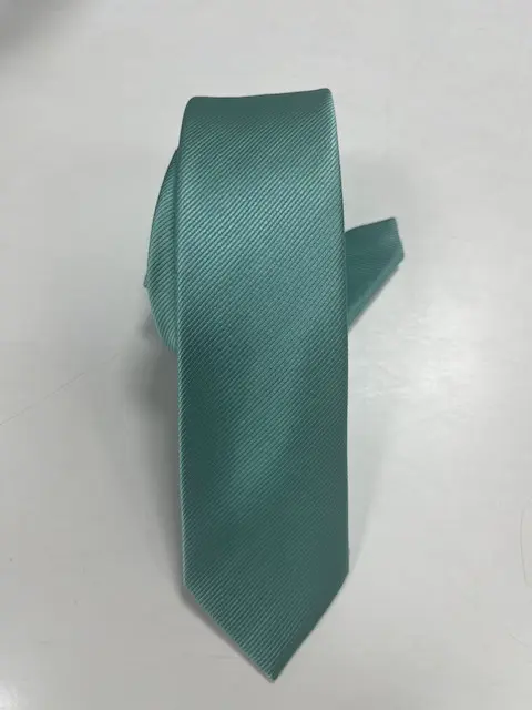 Corbata microfibra 6 cm. Falso liso. 