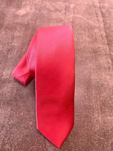 Corbata microfibra 6 cm. Falso liso. 