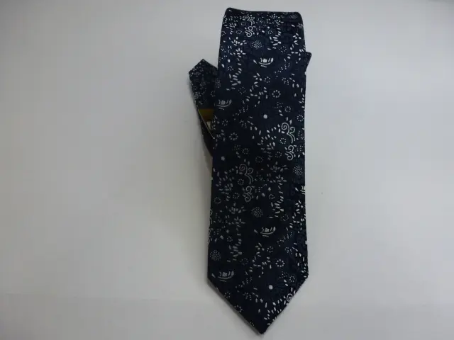 Corbata microfibra pala estrecha 6 cm.  