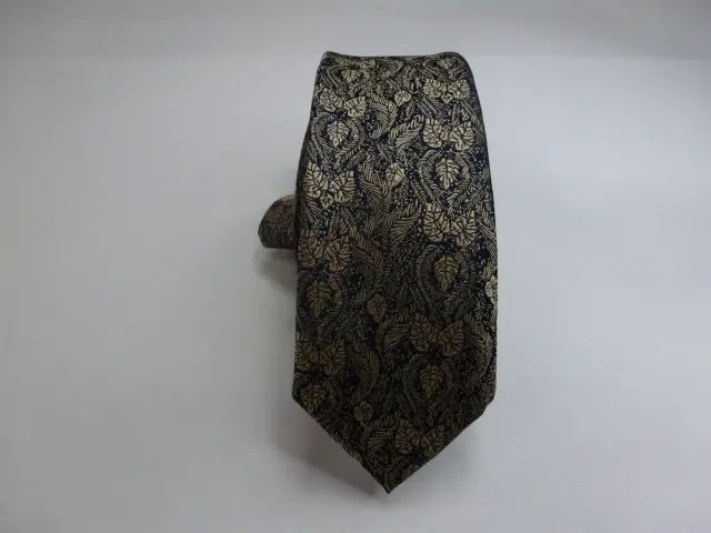 Corbata microfibra pala estrecha 6 cm.  