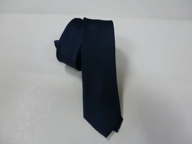 Corbata microfibra falso liso 6 cm. Azul marino oscuro