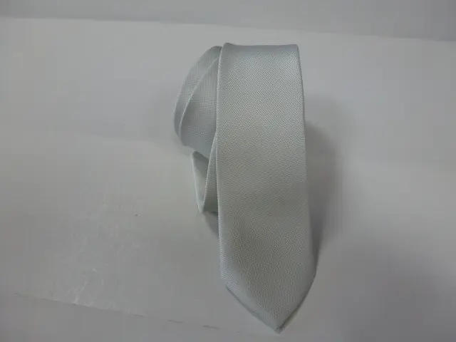 Corbata microfibra falso liso 6 cm. Gris claro
