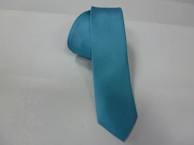 Corbata microfibra falso liso 6 cm. Azul turquesa