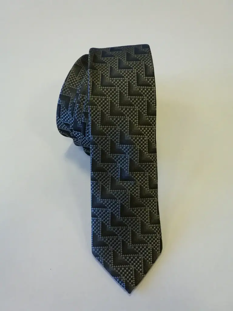 Corbata microfibra pala estrecha 6 cm.