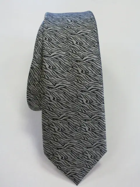 Corbata microfibra pala estrecha 6 cm.