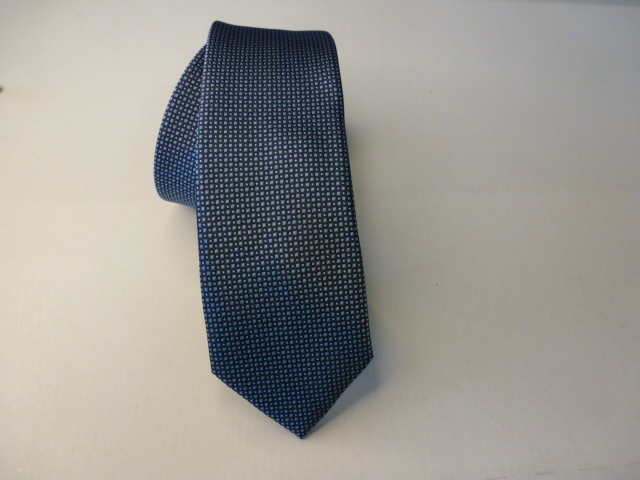 Corbata microfibra pala estrecha 6 cm.