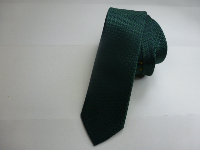Corbata microfibra pala estrecha 6 cm.