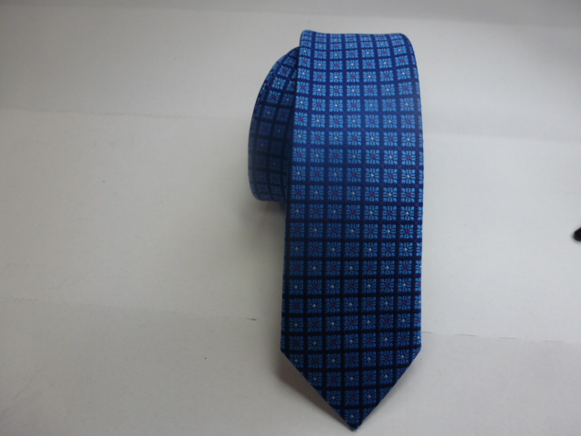 Corbata microfibra pala estrecha 6 cm.