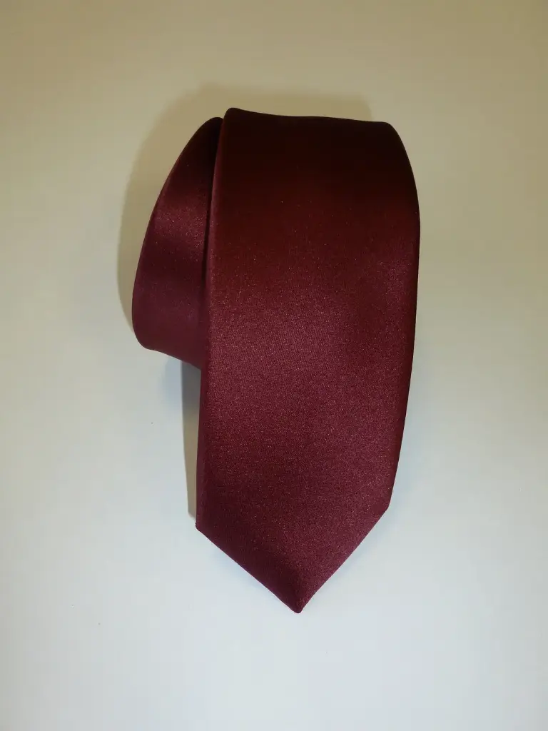 Corbata raso 6 cm. estrecha