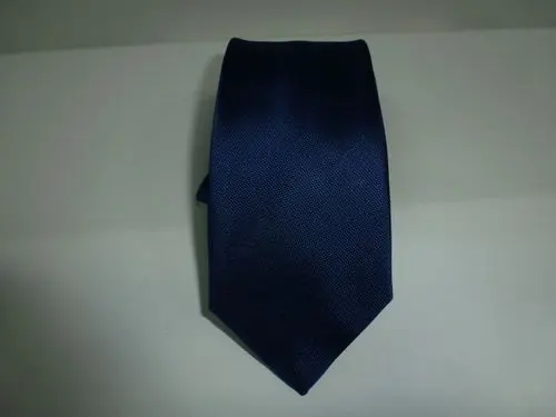 Corbata microfibra 8 cm. Falso liso.