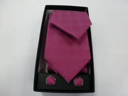 [1582-3] Conjunto corbata, pañuelo y gemelos