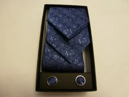 [1592-1] Conjunto corbata, pañuelo y gemelos