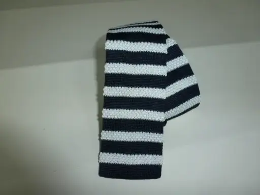 [8502-3] Corbata de punto