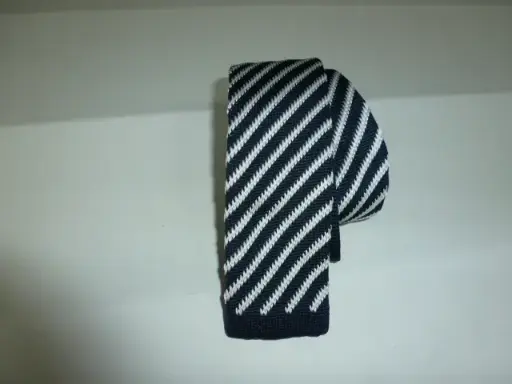 [8502-5] Corbata de punto