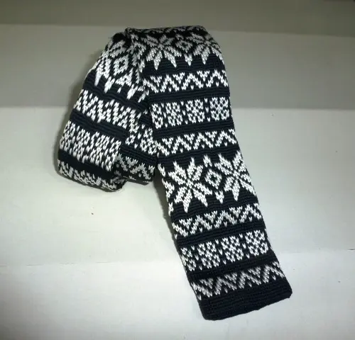 [8505-1] Corbata de punto