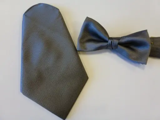 [C8001-3] Fajín, pajarita y pañuelo caballero gris oscuro