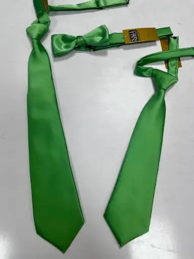 [N605-4] Nudo grande, pequeño, fajín, pajarita raso verde pistacho