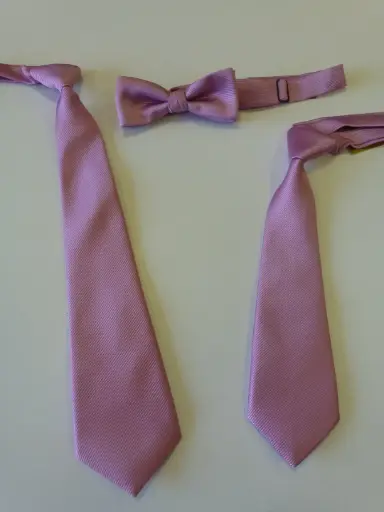 [N8003-4] Nudo grande, pequeño, fajín, pajarita falso liso malva